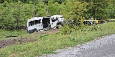 ogrenci-servisi-sarampole-uctu-3-olu-7-yarali-wriYmQFM.jpg