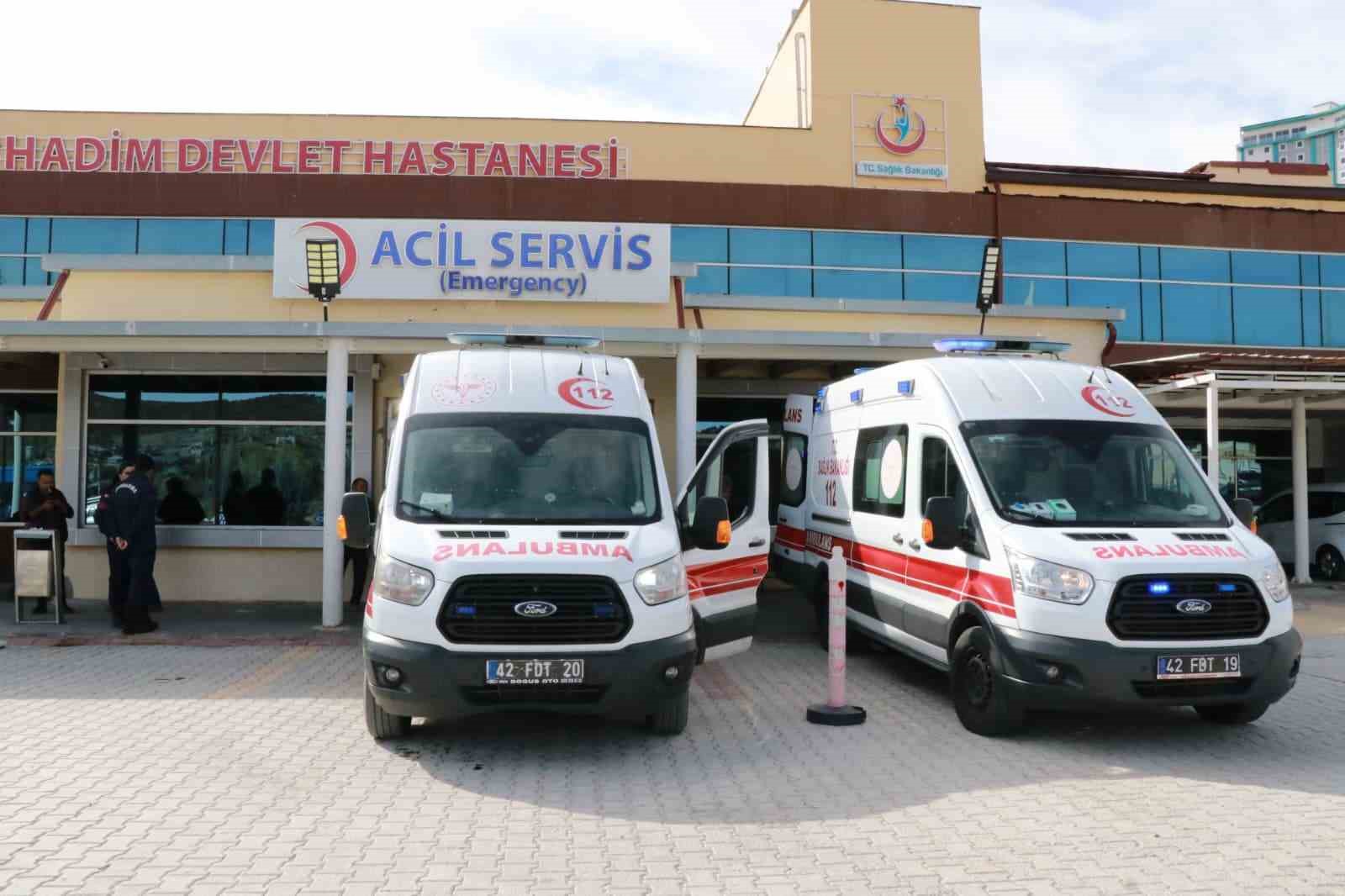 ogrenci servisi ucuruma yuvarlandi 14 yarali 3 hw33Pdak