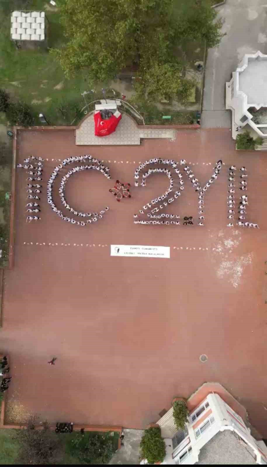 ogrenciler cumhuriyetin 102yilini cizdi 1 KCkmuene