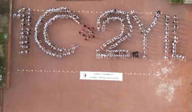 ogrenciler-cumhuriyetin-102yilini-cizdi-QEj7E7Fk.jpg