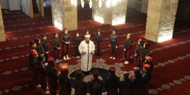 ogrenciler-ramazan-coskusunu-sokaklara-tasidi-LuCYviAS.jpg