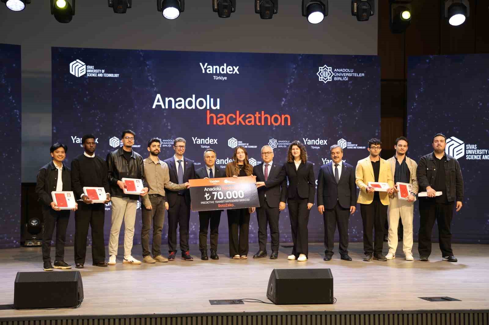 ogrenciler sorunlara yapay zek ile cozum uretti anadolu hackathonun kazananlari aciklandi 12 UszBNsLf