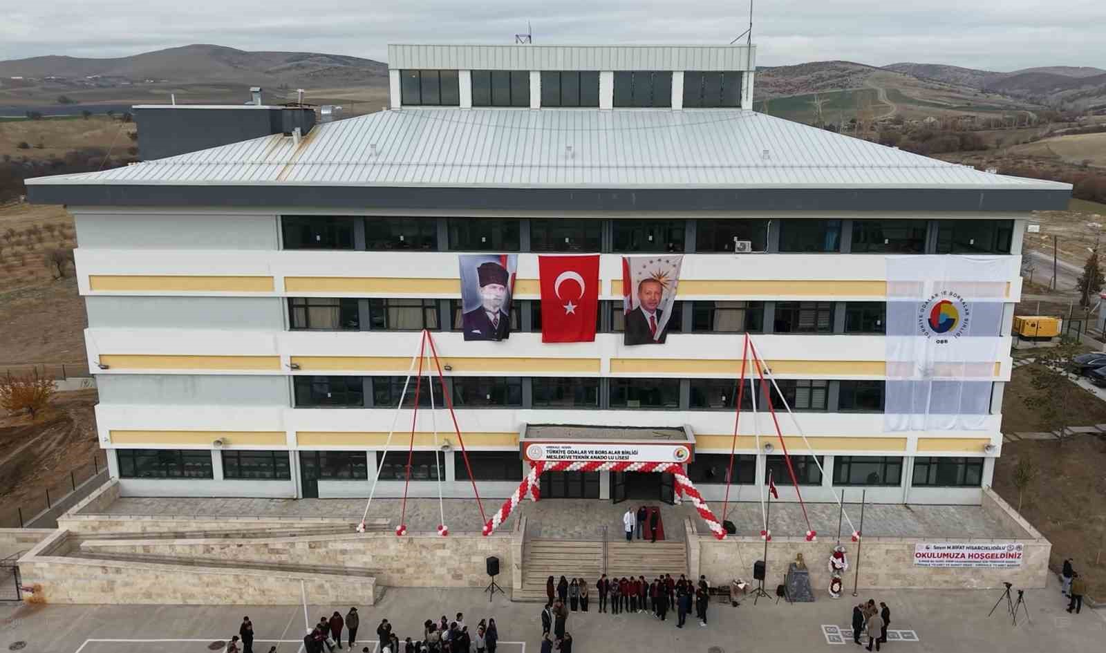 ogrenciler talep etti hisarciklioglu togg fabrikasi ziyaretine onay verdi 1 NPrWXtSK