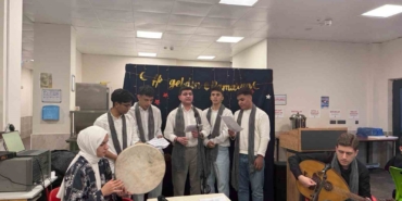 ogrenciler-ve-sehit-aileleri-ayni-sofrada-bulustu-aaPLxSKc.jpg