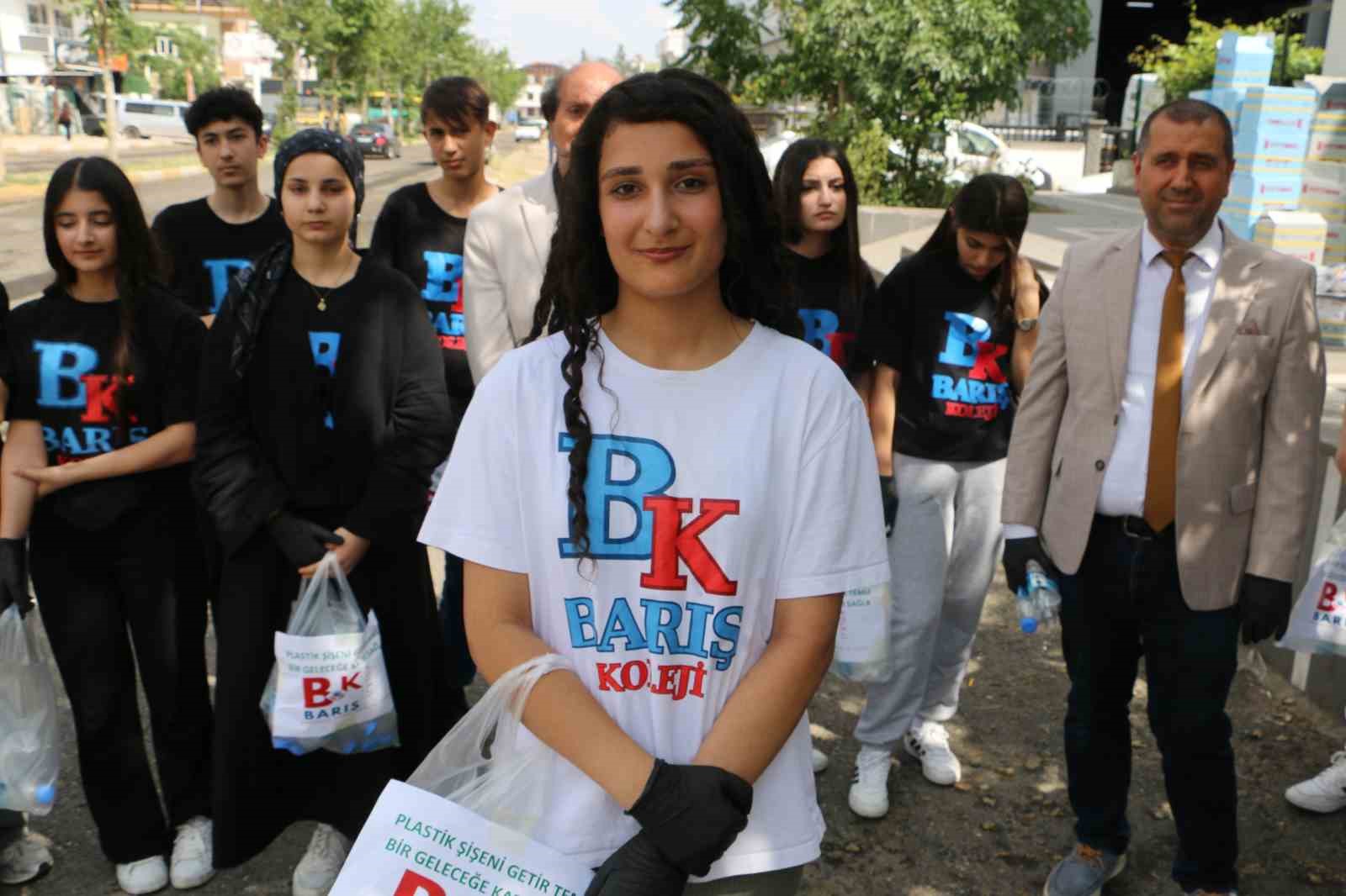Öğrencilerden çevre duyarlılığı ve dayanışma örneği 6 ogrencilerden cevre duyarliligi ve dayanisma ornegi 2 pnXyfL5z
