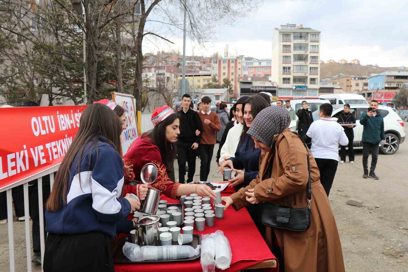 ogrencilerden hos geldin ramazan etkinligi 1 CTzJu9SB