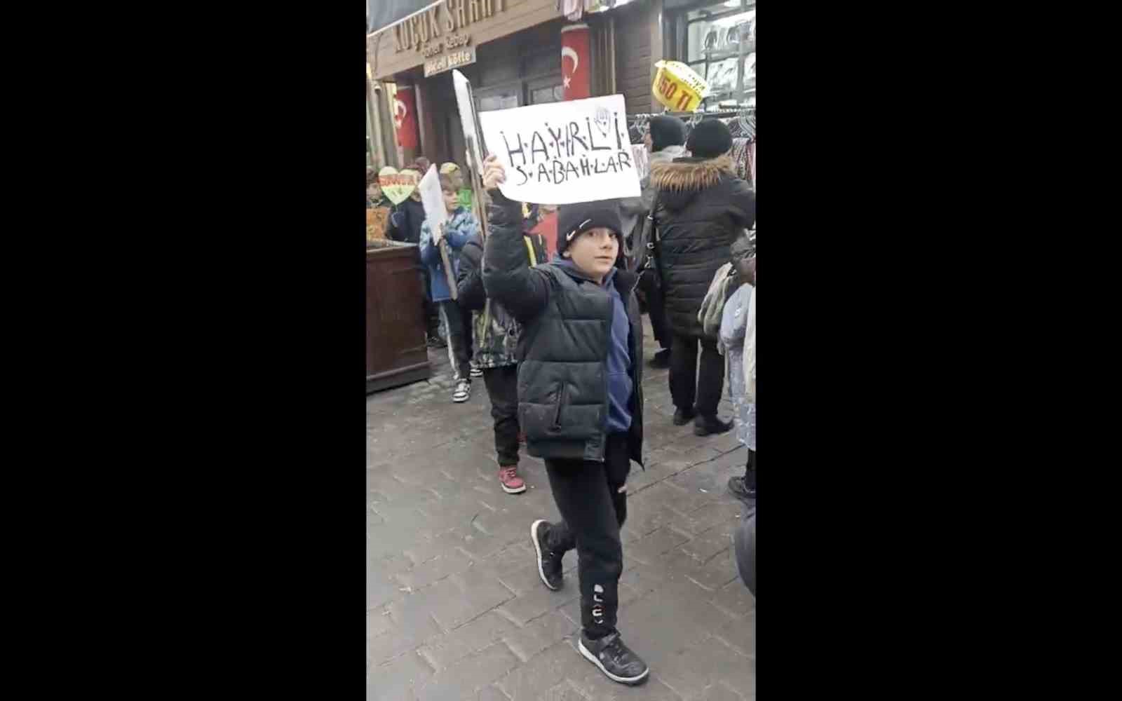 ogrencilerden turkiye selamlasiyor projesi kapsaminda anlamli ziyaret 2