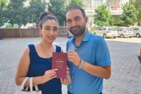 ogretmen-cift-dolmusu-gelin-arabasi-yapti-wLEWcfca.jpg