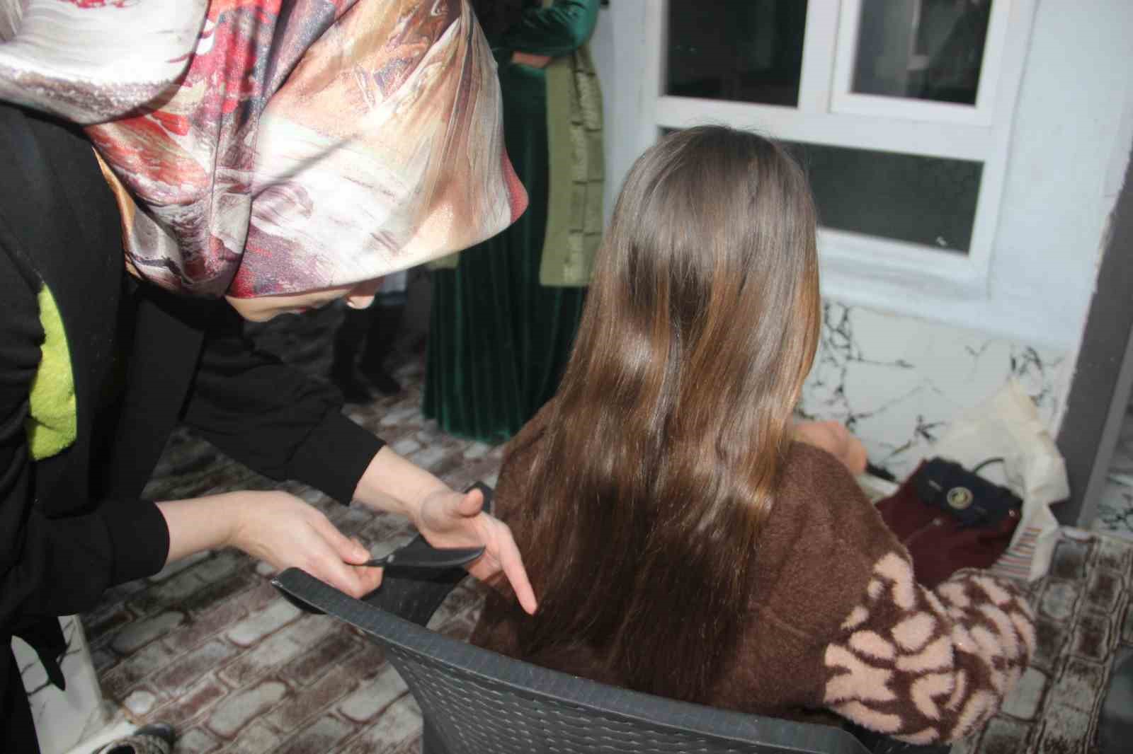 ogretmen cocukluk hayali meslegiyle gonullere dokunuyor 2 HtHlPAc6