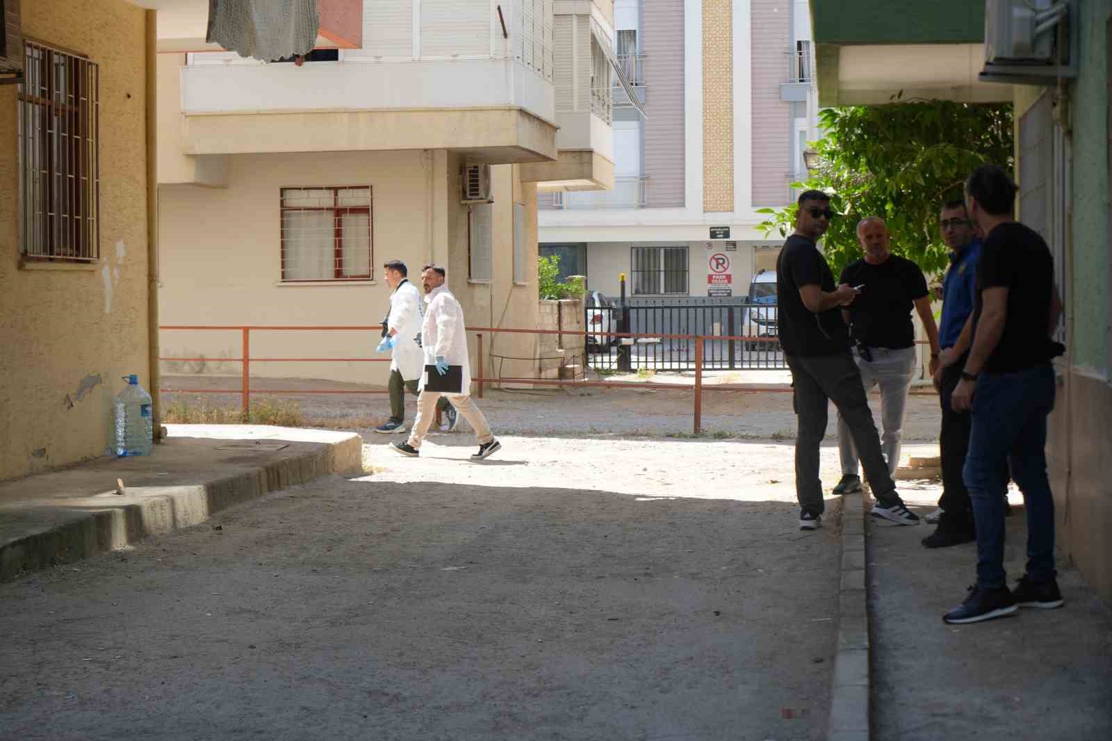 Öğretmen koca 3 çocuk annesi öğretmen eşini ve kayınpederini öldürdü 7 ogretmen koca 3 cocuk annesi ogretmen esini ve kayinpederini oldurdu 3 NE4ludWY