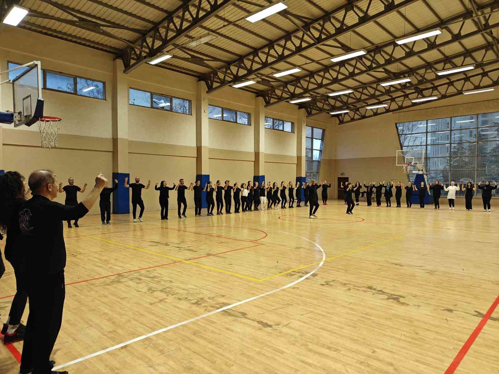 ogretmen ogretmenlere ders verdi turkiyede ilki gerceklestirdi 5