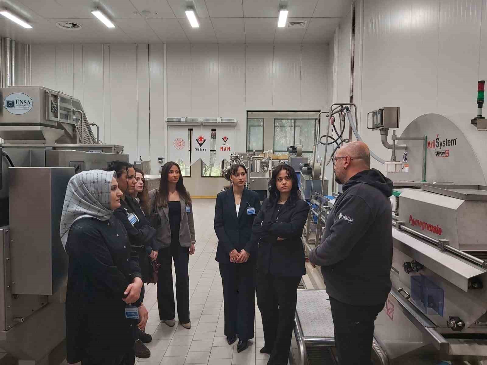 oka gida imalatinda teknoloji ve inovasyonu destekliyor 1 4i2hul49