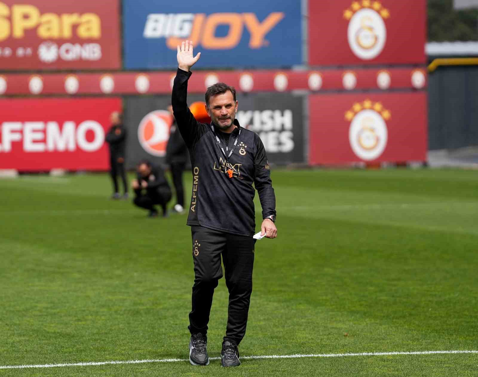 okan buruk 4 sene ust uste sampiyon olacagimiza yuzde 100 inaniyorum 4 sM29gIKe