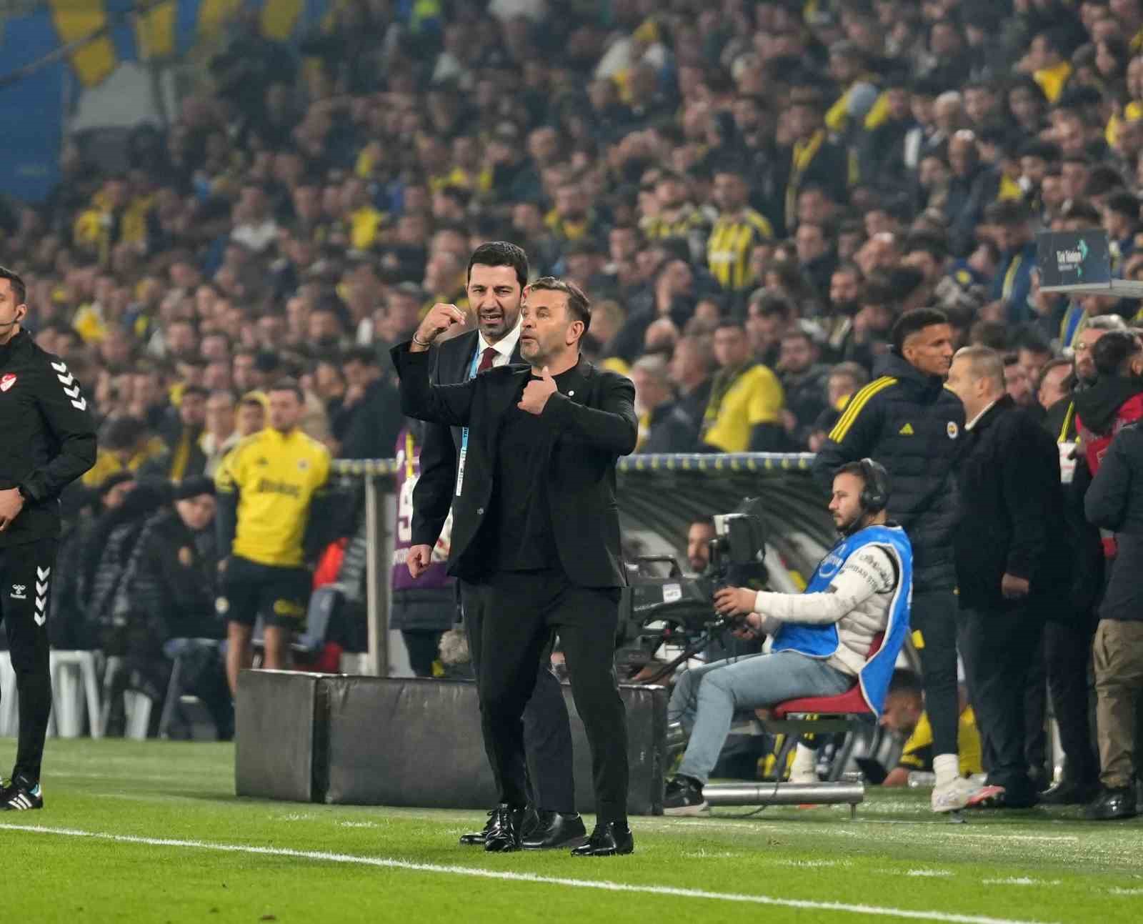 okan buruk kadikoyde fenerbahceye kaybetmiyor 1 6DDih98d