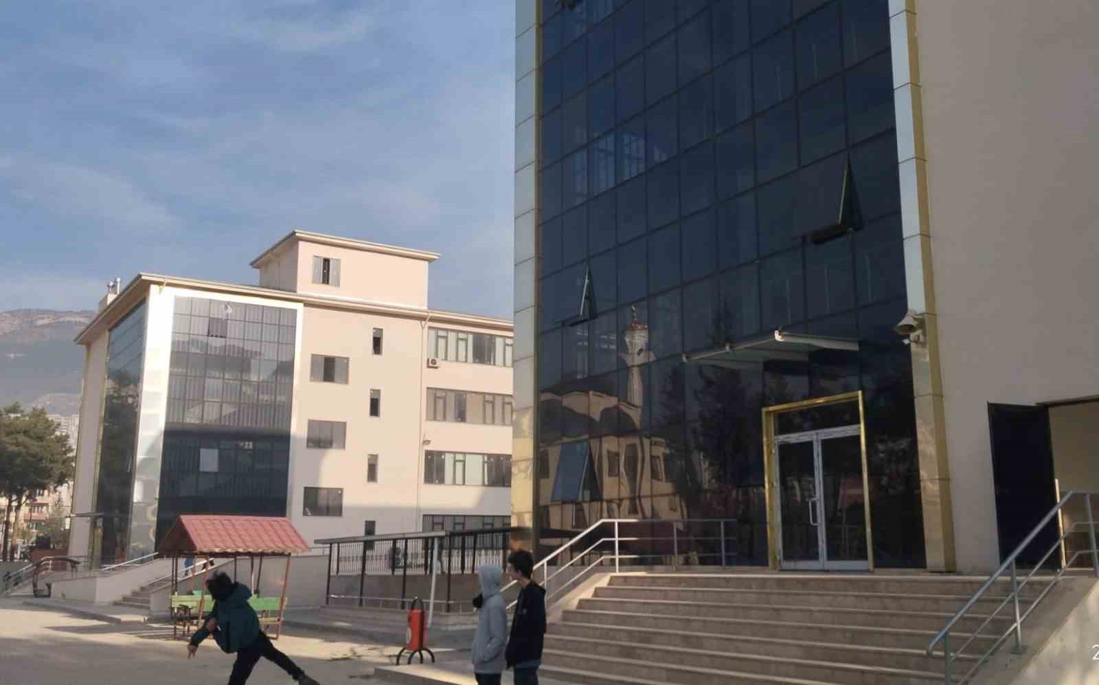okul mudurunun unutamadigi un hatirasi asrin felaketi yasandi o firinin deposunda tonlarca un enkazin JOQmyed9