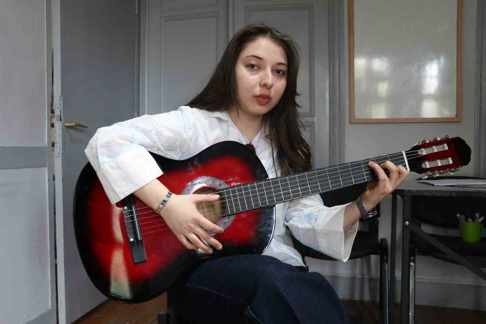 okul saldirilari sonrasi genclerin sosyal aktivitelere ilgisi artti 4 KbB8fE97