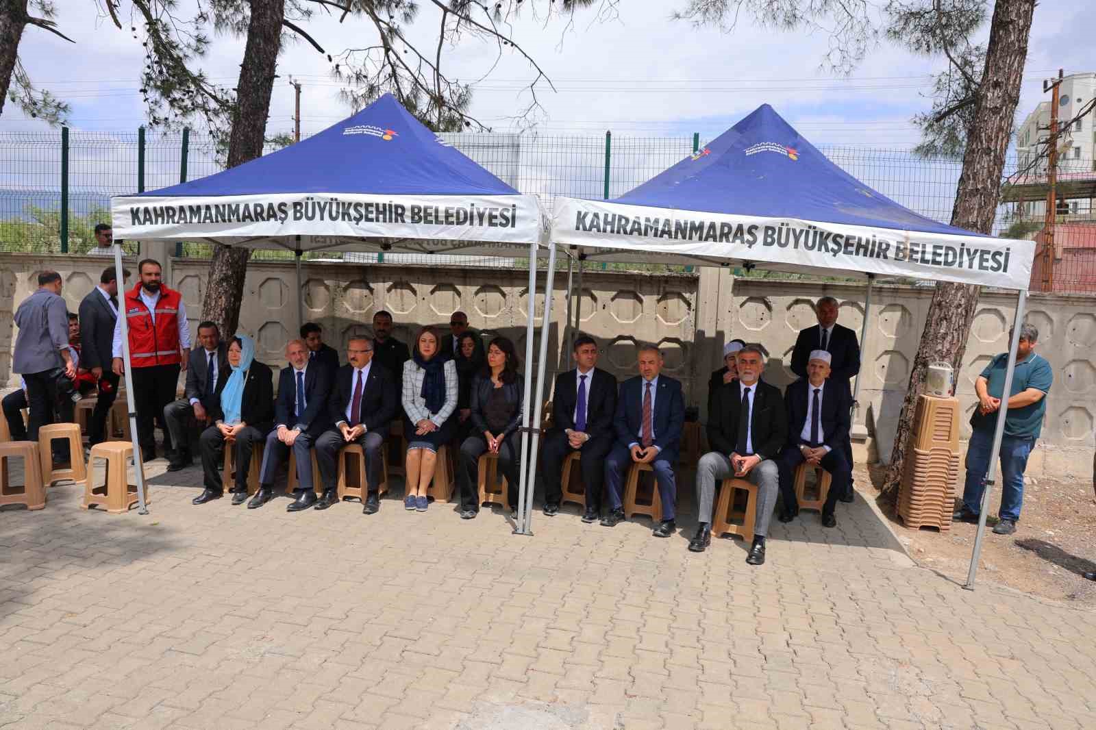 okul saldirilarini arastiran tbmm arastirma komisyonu baskani yusuf beyazit bu aci sadece marasin degil ZBjVTKFK