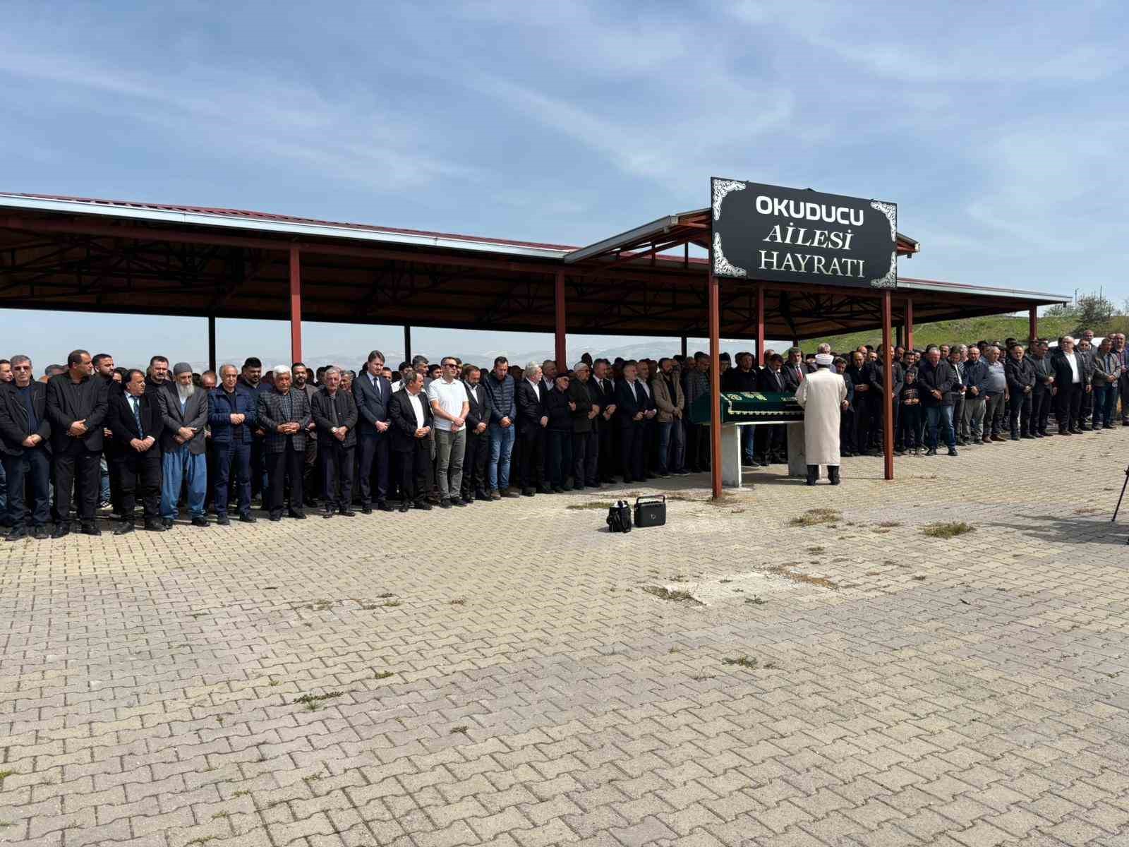 okul saldirisinda hayatini kaybeden yusuf tarik son yolculuguna ugurlandi 3 I1jKucSF