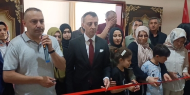 okula-silahli-saldirida-hayatini-kaybeden-kerem-erdem-gungorun-adi-konferans-salonunda-yasatildi-q99uFtmi.jpg