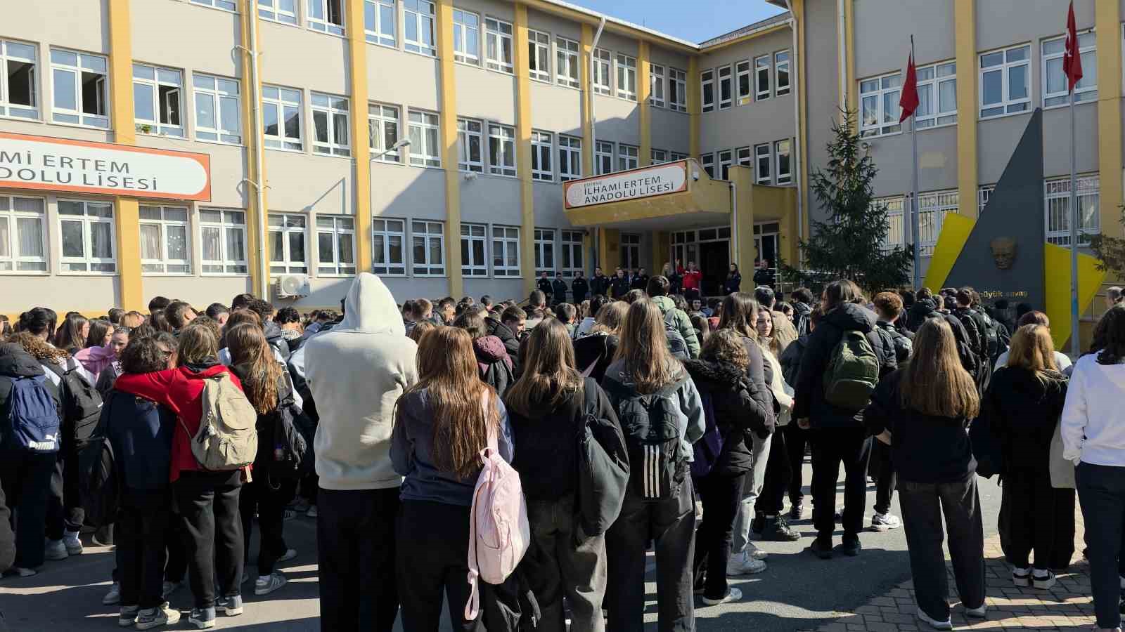 okulda gercegi aramayan deprem tatbikati 2 mtJsKEZ8