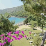 okullar-kapandi-bodrum-sahilleri-doldu-GR1eTeFY.jpg