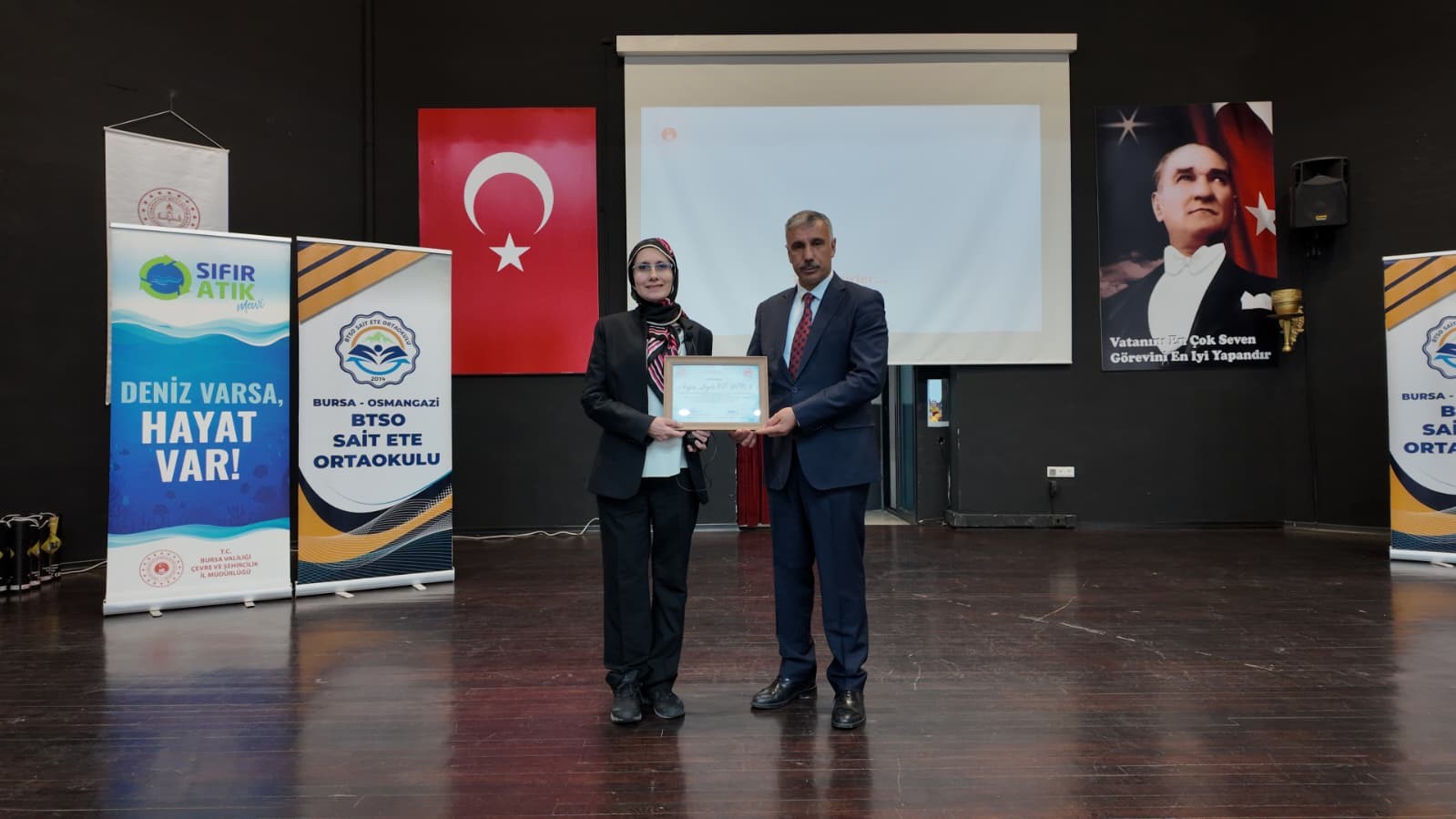 okullarda sifir atik bilinci egitim ve is birligiyle buyuyor 0 LtdO3NF5