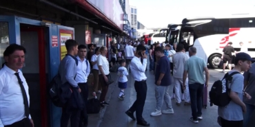 okullarin-tatil-olmasiyla-15-temmuz-demokrasi-otogarinda-hareketlilik-basladi-3A29uBrN.jpg