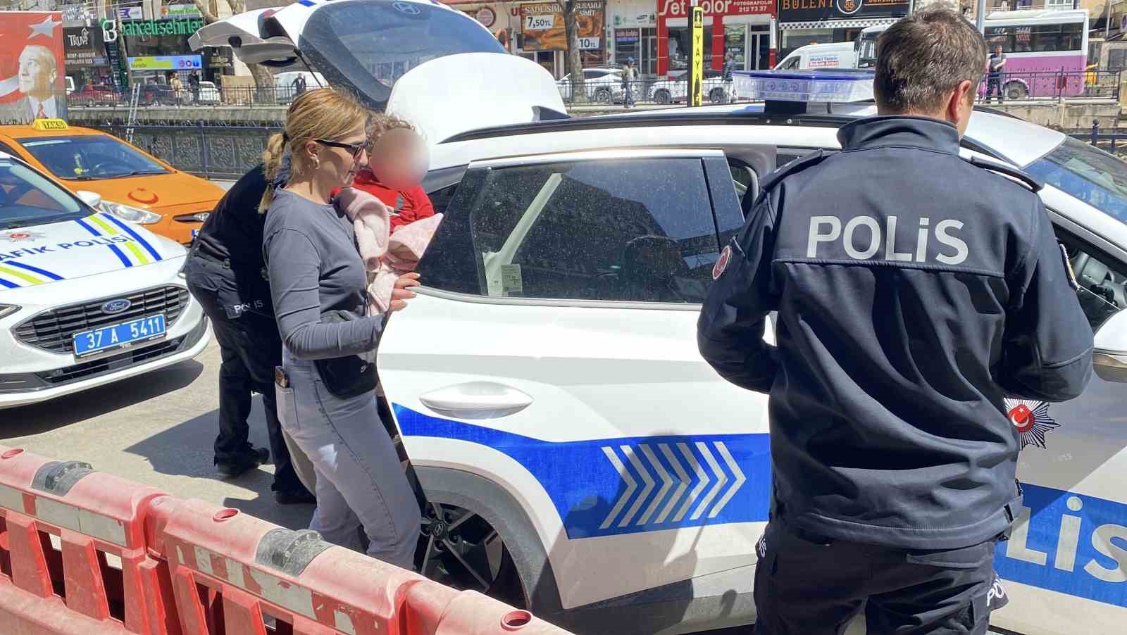 Öldürdüğü hamile eşinin cesediyle 10 gün aynı evde yaşayan koca: "Tek hatırladığım 8 gün boyunca eşimin cesediyle uyumuşum" 8 oldurdugu hamile esinin cesediyle 10 gun ayni evde yasayan koca tek hatirladigim 8 gun B7OOa8uq