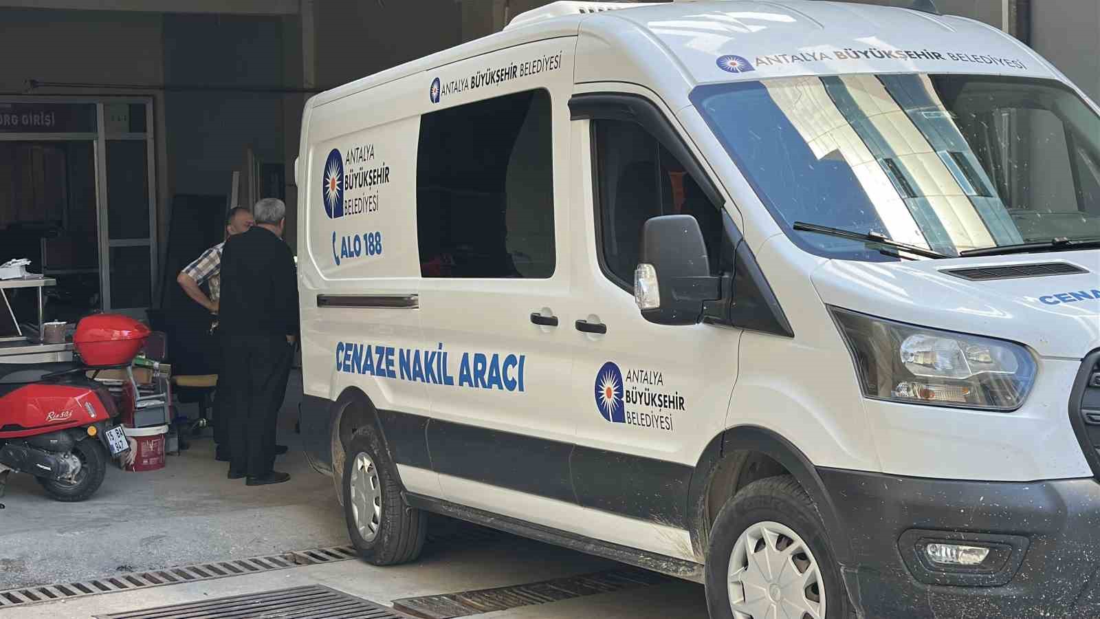 Öldürülüp yakılan Kübra Yapıcı’nın cesedinin bir bölümü Korkuteli Barajı’nda bulundu 4 oldurulup yakilan kubra yapicinin cesedinin bir bolumu korkuteli barajinda bulundu 0 Czc4BZF1