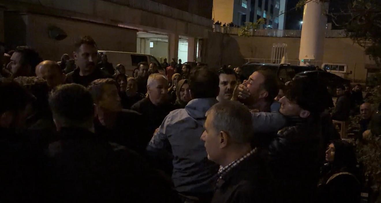 Ölenlerin yakınlarından Vali Ünlüer’e tepki 5 olenlerin yakinlarindan vali unluere tepki 1
