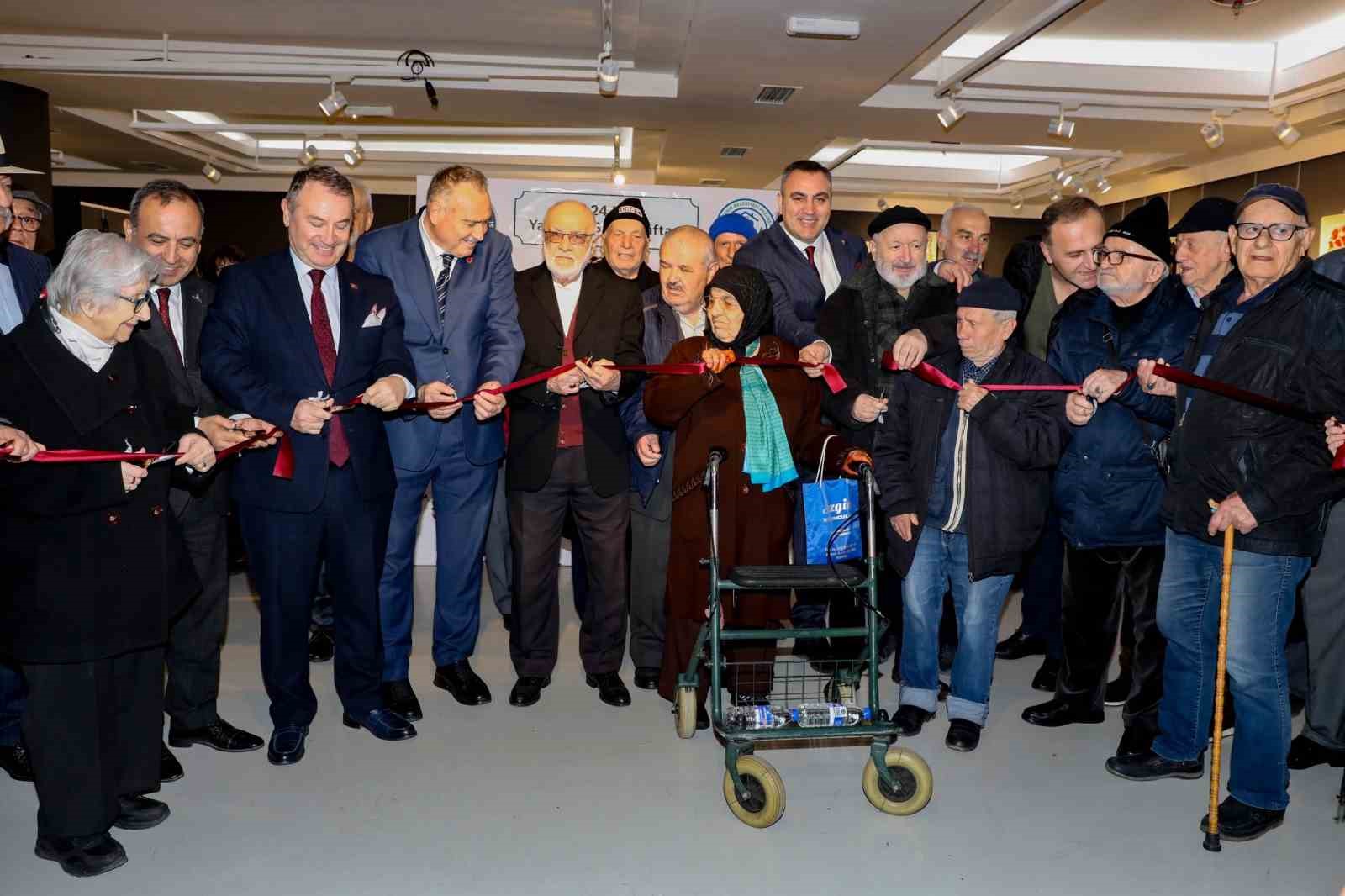 olgun gencler yaslilara saygi haftasinda hunerlerini sergiledi 4 CafGkhIT