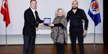 olimpiyat-sampiyonu-milli-guresci-ahmet-kirecci-memleketi-mersinde-anildi-j44Fst5n.jpg