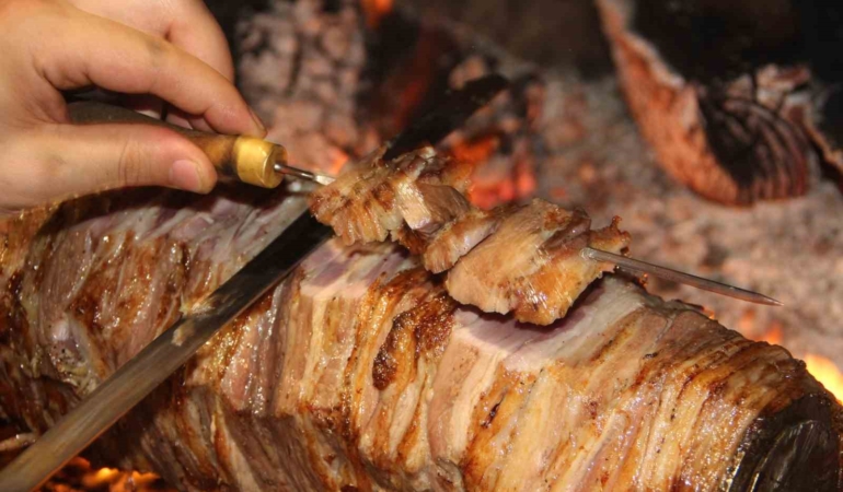 oltu-cag-kebabi-tasteatlas-listesinde-turkiye-ikincisi-oldu-ZdORqSwS.jpg