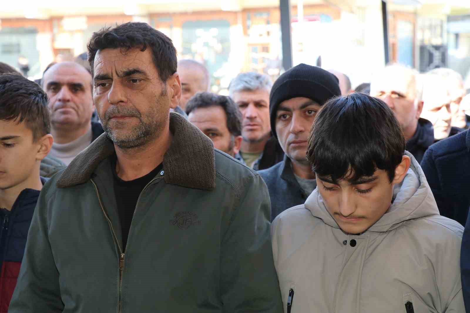 oltuda motosiklet kazasi 1 olu 1 yarali 7 JDPQyAWd