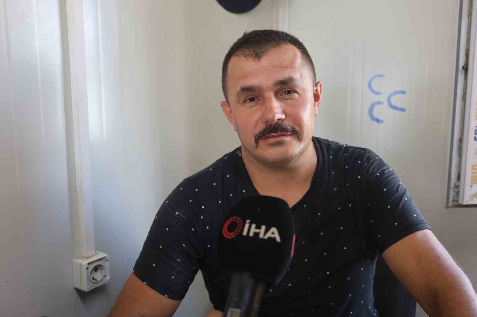 olu oldugunu yasadigi kazayla ogrenen adam yasadigini turkiyeye kanitlasa da sistemde h l olu gozukuyor