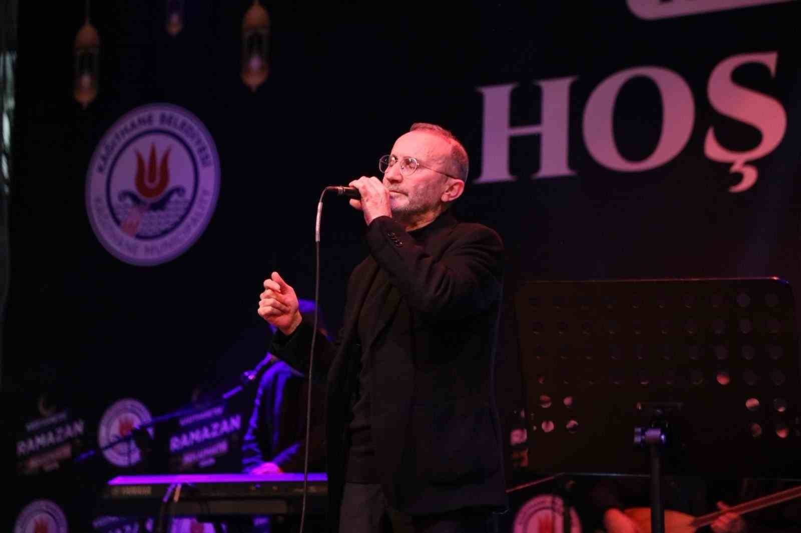 omer karaoglu ve serdar tuncer kagithanede ramazan coskusuna ortak oldu 0 khbKpOIX