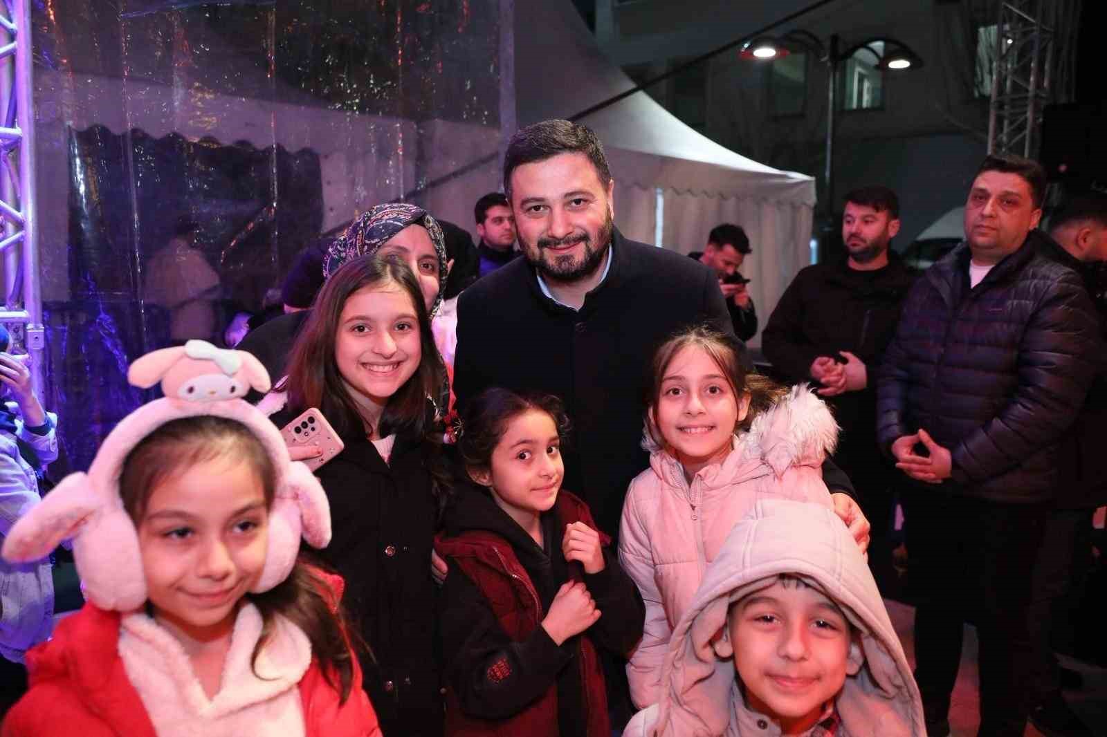 omer karaoglu ve serdar tuncer kagithanede ramazan coskusuna ortak oldu 9 PLHOJNiz