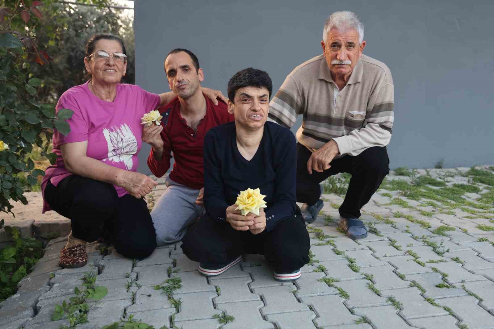 omrunu adadigi 3 engelli evladina gozu gibi bakiyor 7 sQwy4L21