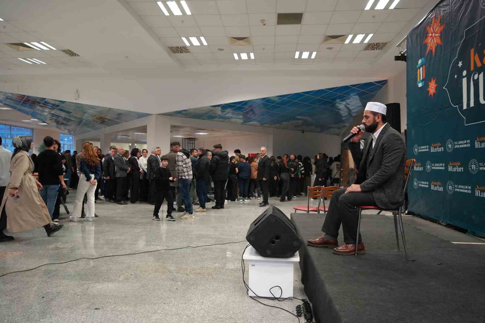 omude 2 bin kisi ayni iftar sofrasinda bulustu 4 wXhjeAap