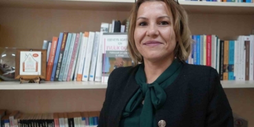 omulu-akademisyen-acikladi-iliskileri-buyuk-jestler-degil-kucuk-anlar-ayakta-tutuyor-TIrmC1vu.jpg