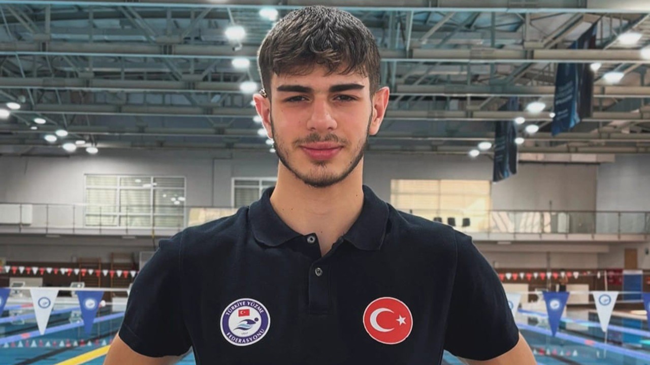 omulu yuzucuden antalyada madalya yagmuru 0 TnZTzyOZ