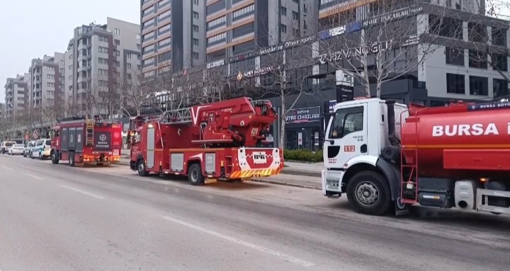 once bir subeyi sonra digerini yakti bursada kundakci yakalandi 0 8knkkiVq