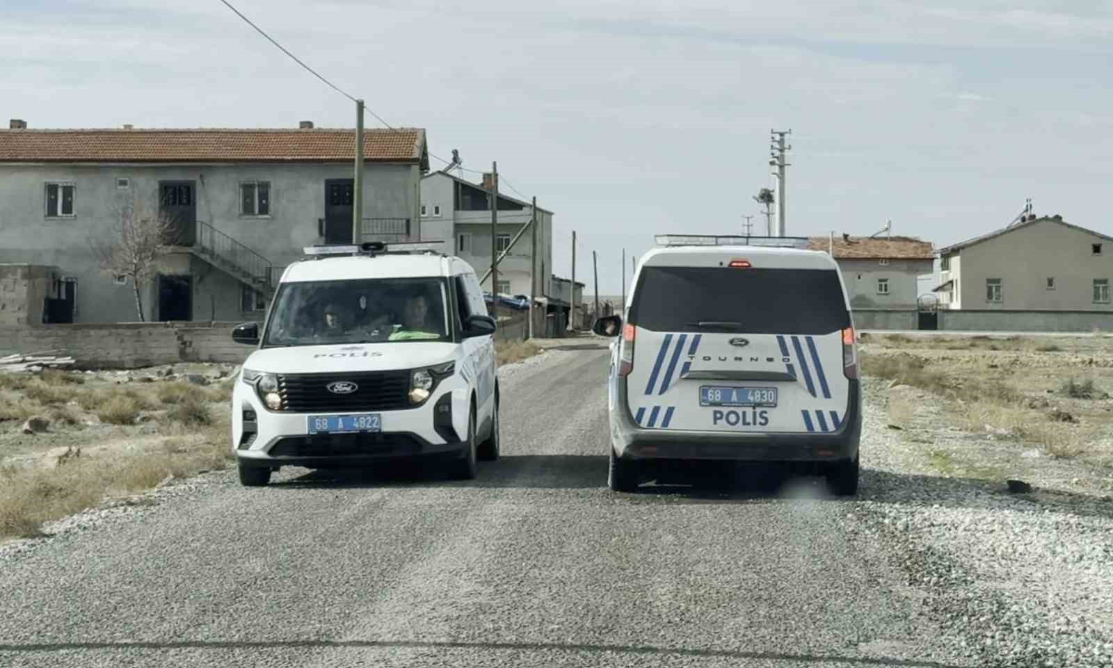 Önce motosikletiyle sonra yaya olarak kaçtı ama yakalanmaktan kurtulamadı 6 once motosikletiyle sonra yaya olarak kacti ama yakalanmaktan kurtulamadi 2 veT3Mt86
