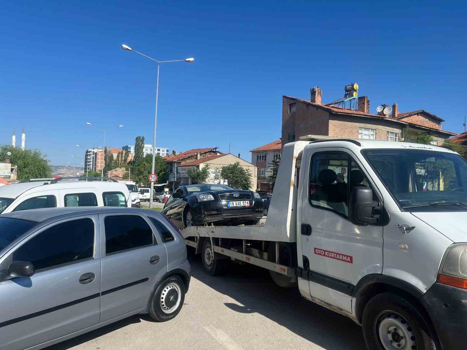 Önce park halindeki araçları biçti, sonra iş yerine daldı 7 once park halindeki araclari bicti sonra is yerine daldi 3