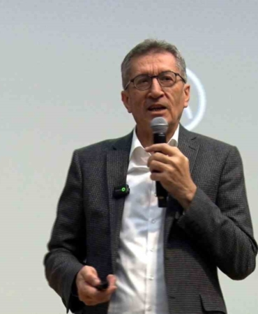 onceki-donem-milli-egitim-bakani-selcuk-dunya-egitim-bilimleri-ve-diger-bilimler-acisindan-cok-cXIVSzti.jpg