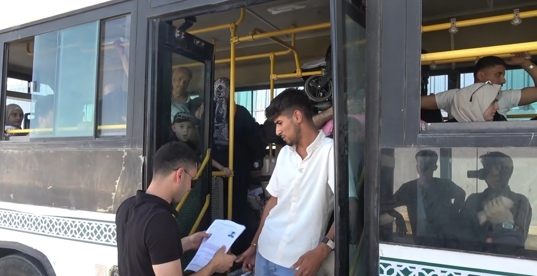 Öncüpınar’da Suriyelilerin dönüşü yoğunluk oluşturuyor 5 oncupinarda suriyelilerin donusu yogunluk olusturuyor 1