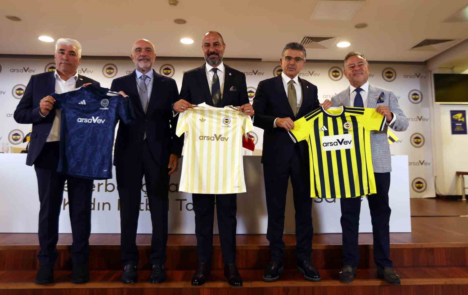 onder firat fenerbahce kadin futbol subesini 5 kisilik komite yonetecek 0 nSzTmaiU