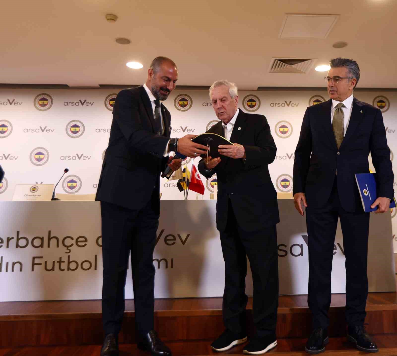 onder firat fenerbahce kadin futbol subesini 5 kisilik komite yonetecek 1
