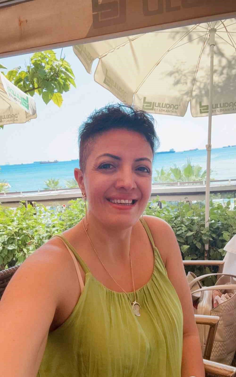 Onkoloji bölümü çalışanı kanseri çalıştığı hastanede yendi: "Elime kitle geldi, erken evre çok önemli" 6 onkoloji bolumu calisani kanseri calistigi hastanede yendi elime kitle geldi erken evre cok onemli hZYGMTQm
