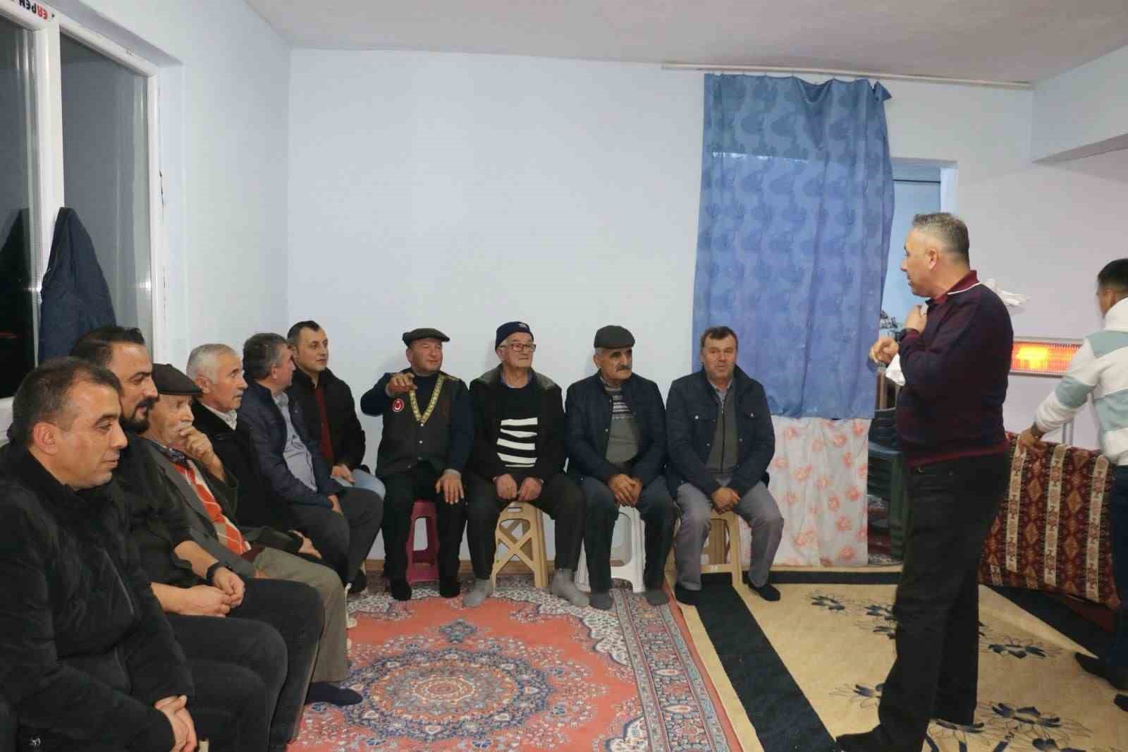 onlarca koylu bir araya geldi geleneksel orta oyunlari kahkahaya bogdu 4 vI4eV1nX